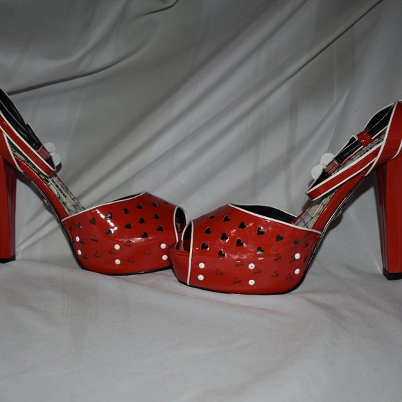 Harajuku Lovers Red Heart High Heels Size 10 - Picture 6 of 7